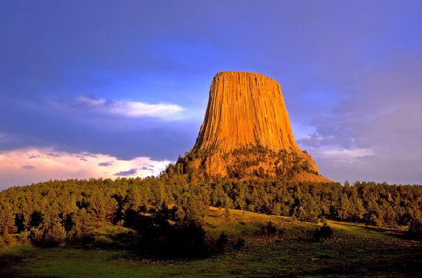 Devils-Tower-1